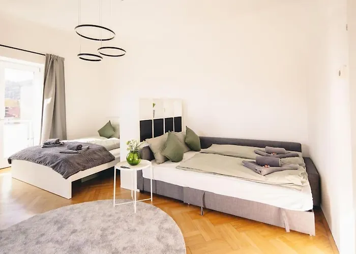 Gemuetliches In Mit Parkplatz Lägenhet Graz